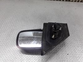 Toyota Yaris Manualne lusterko boczne drzwi przednich E13010399