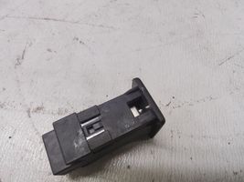 Volkswagen Transporter - Caravelle T5 Câble adaptateur AUX 5M0035724