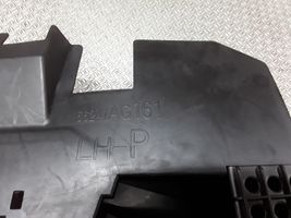 Subaru Outback Paneļa dekoratīvās apdares vairogs (apakšējais) 66241AG161