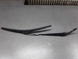 Volvo V70 Windshield/front glass wiper blade 8624243