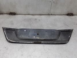 Mercedes-Benz E W211 Rivestimento portellone 2117500237