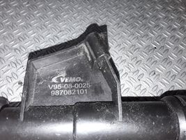Volvo S40 Ugello a spruzzo lavavetri per faro V95080025