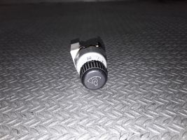Toyota RAV 4 (XA10) Przycisk / Włącznik oświetlenia wnętrza kabiny 