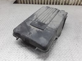 Volkswagen PASSAT B7 Coperchio/tappo della scatola vassoio della batteria 3C0915443A