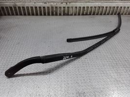 Peugeot 307 Windshield/front glass wiper blade 9658189380