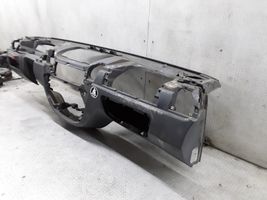 Mercedes-Benz Sprinter W901 W902 W903 W904 Kojelauta A9016890606