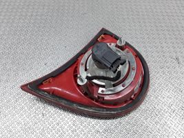 Volkswagen Golf V Lampy tylnej klapy bagażnika 1K6945093G