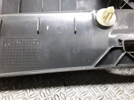 Volvo V50 Rivestimento di protezione sottoporta del bagagliaio/baule 09486875