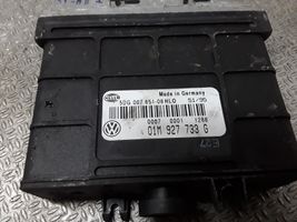 Volkswagen Golf III Module de contrôle de boîte de vitesses ECU 01M927733G