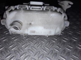 Audi A8 S8 D2 4D Motorino del tappo del serbatoio del carburante 4D0862153A