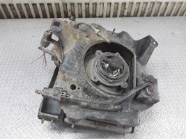 Opel Monterey Faro/fanale 