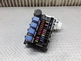 Nissan Navara D22 Module de fusibles 