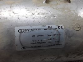 Audi A8 S8 D3 4E Tyhjiösäiliö 4E0616203