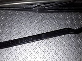 Volvo S60 Windshield/front glass wiper blade 8624246