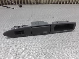 Toyota Avensis Verso Electric window control switch 8403044020