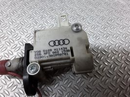 Audi A6 S6 C6 4F Degalų bako dangtelio spyna 4F0862153B