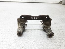 Toyota Avensis T250 Supporto della pinza del freno posteriore 