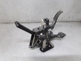 Volkswagen Golf IV Pedal assembly 1J1721130C