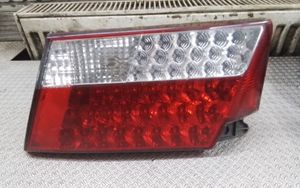 Hyundai Grandeur Lampy tylnej klapy bagażnika 924043L0