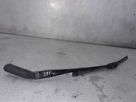 Ford Mondeo Mk III Windshield/front glass wiper blade 1S7117526AB