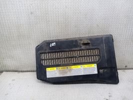 Volkswagen Touareg I Coperchio/tappo della scatola vassoio della batteria 7L0864643