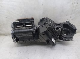 Volkswagen Touareg I Salono oro mazgo komplektas 7L0820005CN