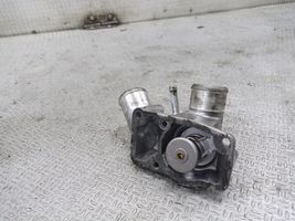 Opel Zafira A Boîtier de thermostat / thermostat 