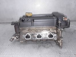 Opel Corsa C Głowica silnika 90400233