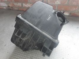 Volkswagen PASSAT B5.5 Scatola del filtro dell’aria 3B0133837