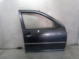 Volkswagen Jetta IV Drzwi przednie 