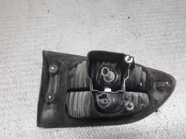 Subaru B9 Tribeca Lampy tylnej klapy bagażnika 