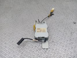 Subaru B9 Tribeca Aerial antenna amplifier EF1165DA