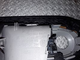 Volkswagen Sharan Poignée inférieure de porte avant 7M3837114B