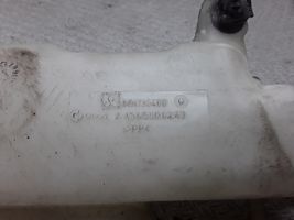 Mitsubishi Colt Vase d'expansion / réservoir de liquide de refroidissement MN130400