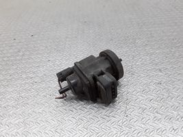 Mercedes-Benz E W210 Turboahtimen magneettiventtiili A0005450427