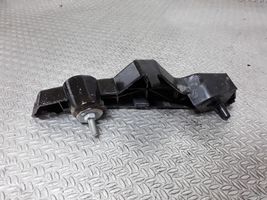 Mazda CX-7 Support de montage de pare-chocs avant EG21500T1