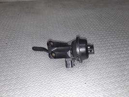 Opel Astra H Valve vacuum 