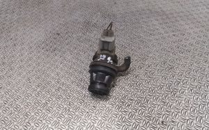 Mazda 3 I Pompe de lave-glace de pare-brise 8603109120