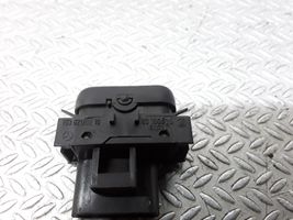 Mercedes-Benz ML W163 Interruptor de calefacción del asiento 1638200210