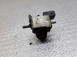 Audi A2 Soupape à vide 028906283F