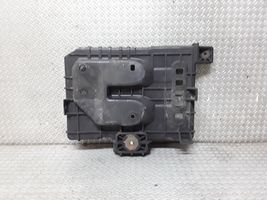 Hyundai i30 Boîte de batterie 371502H000