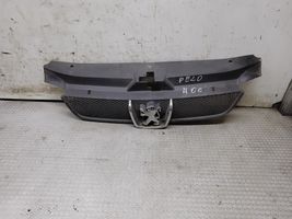 Peugeot 406 Grille calandre supérieure de pare-chocs avant 9631250277