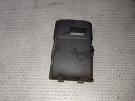 Volvo V50 Coperchio/tappo della scatola vassoio della batteria 30795183