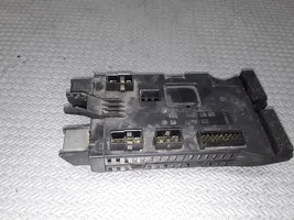 Mercedes-Benz Sprinter W901 W902 W903 W904 Module de fusibles 0005400650