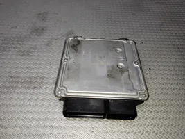 Volkswagen Golf V Sterownik / Moduł ECU 0281011843