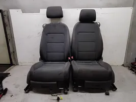 Volkswagen Golf V Seat set 