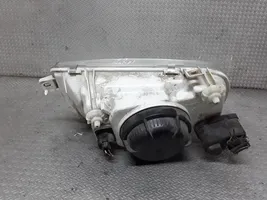 Volkswagen Vento Lampa przednia 203351B