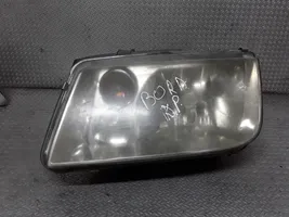 Volkswagen Bora Lampa przednia 963597002L