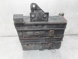 Opel Vivaro Battery box tray 