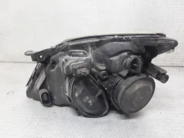 Opel Vectra C Lampa przednia 15588800